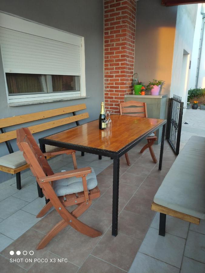 Apartmani Lana Шибеник Экстерьер фото
