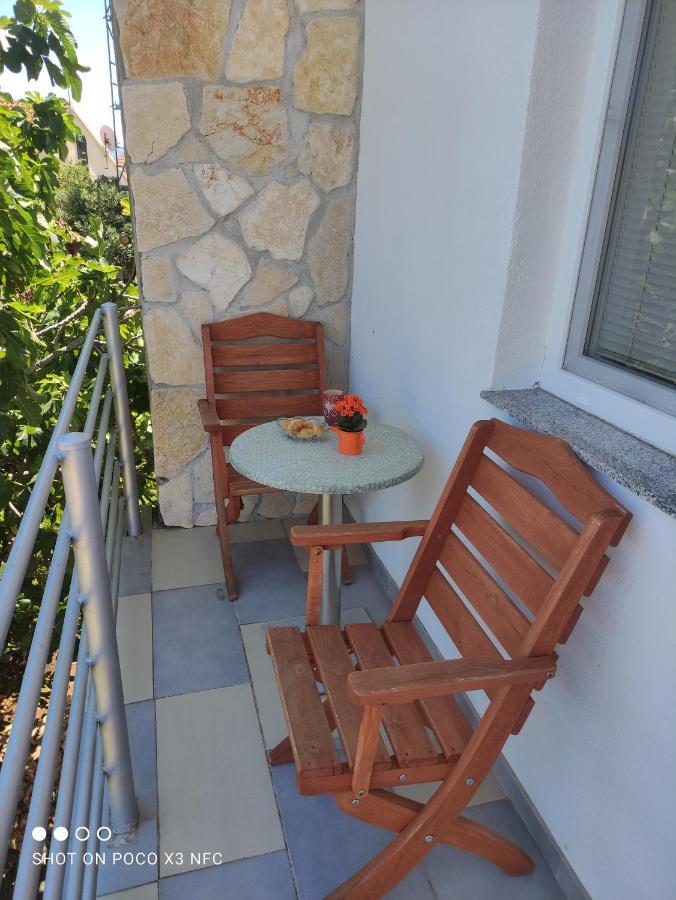 Apartmani Lana Шибеник Экстерьер фото
